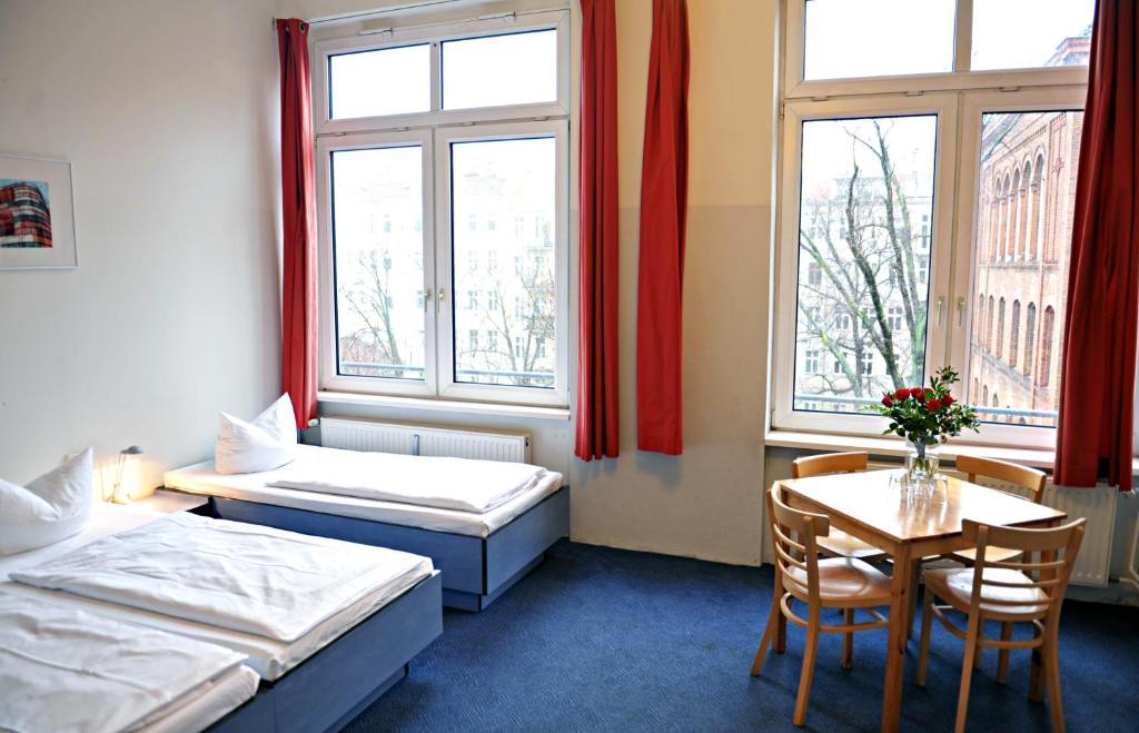 Hotel Transit Loft Berlin Oda fotoğraf